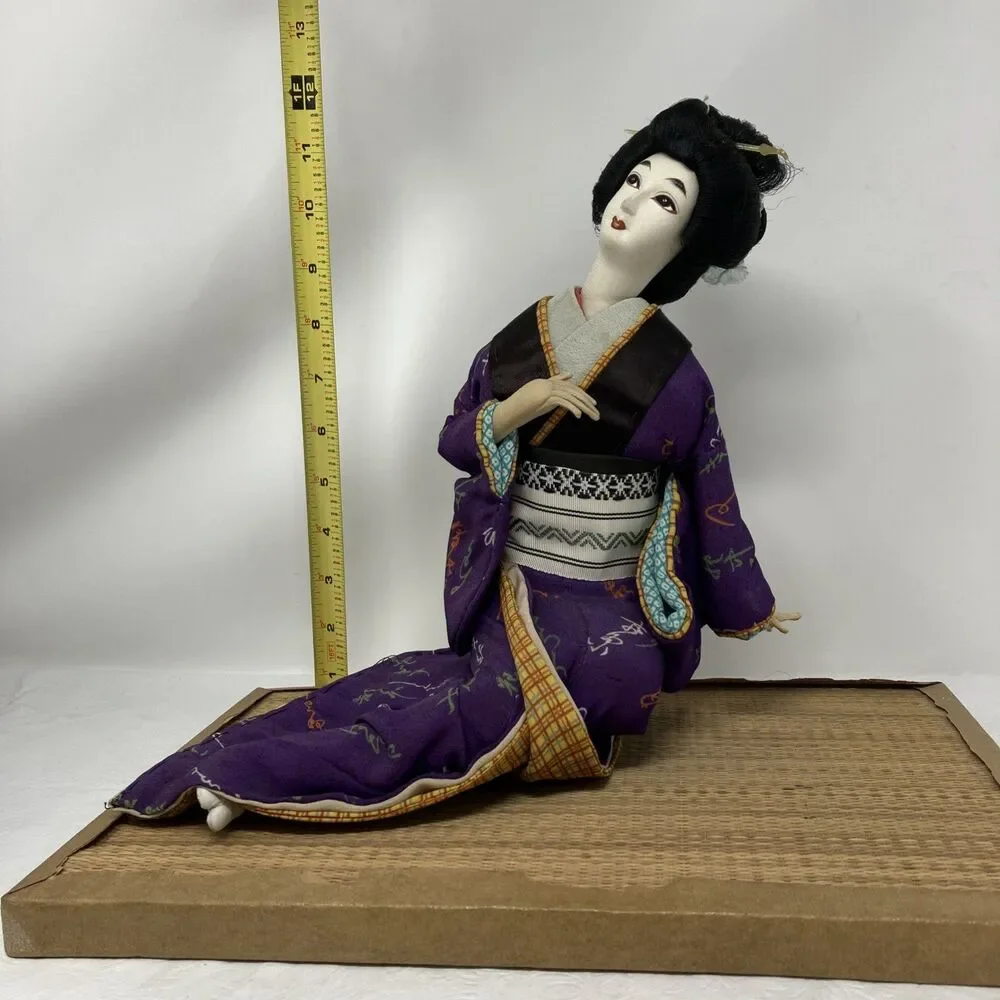 N/A vintage geisha